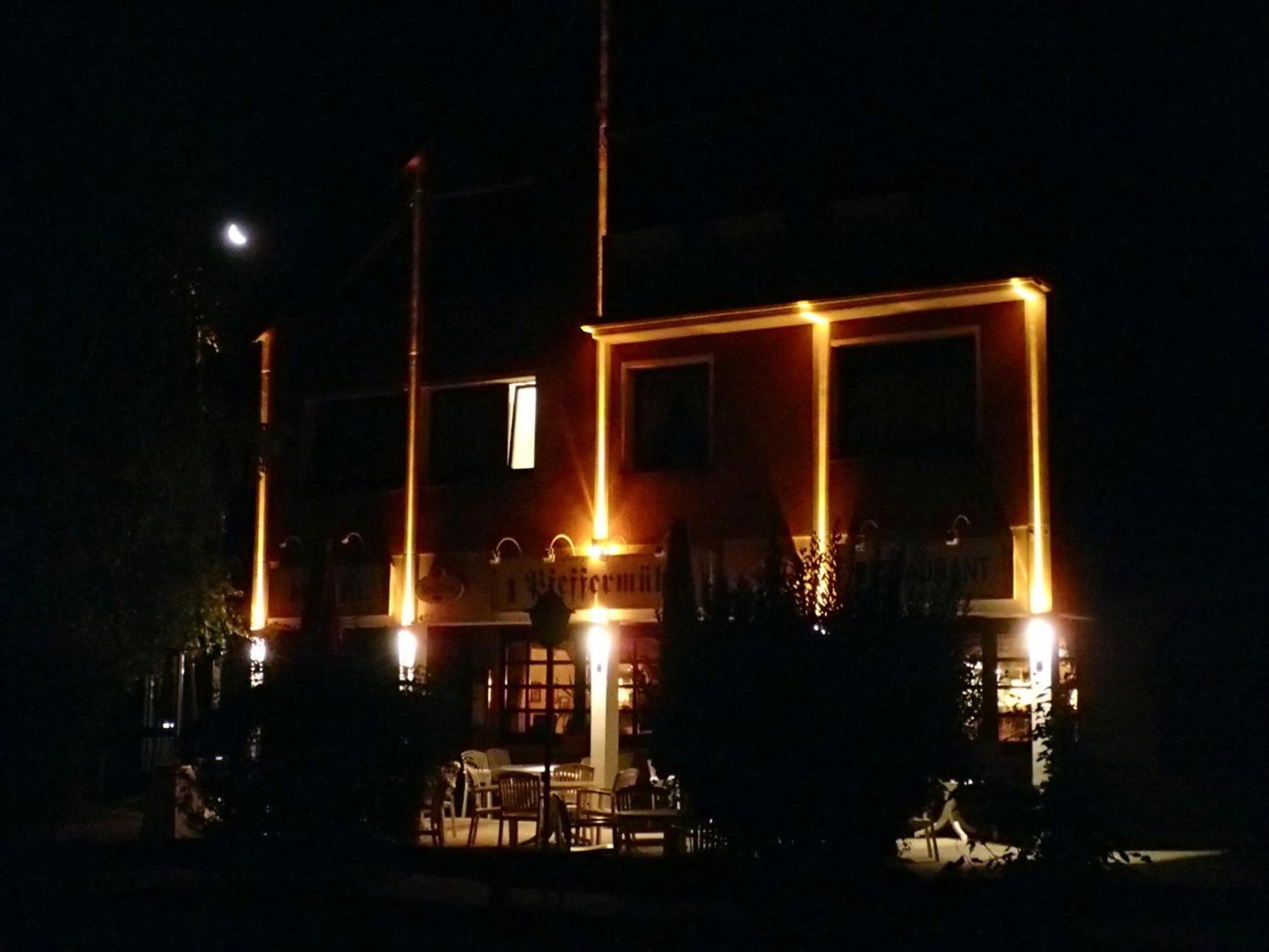 Hotel-Garni Pfeffermuehle Emmerthal Exterior foto